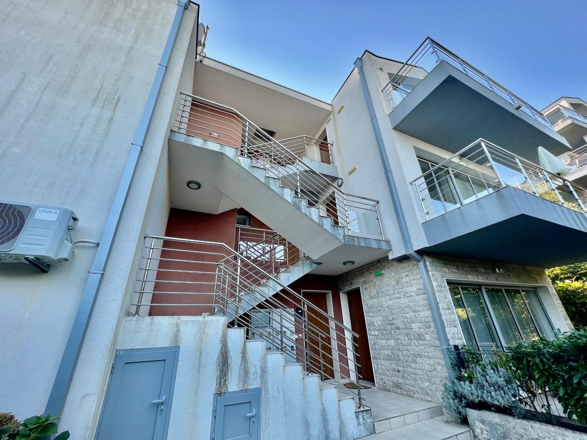 Apartamento Acacia hill B8 Ðenovići Exterior foto